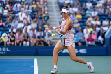 Beatriz Haddad Maia vs Magdalena Frech Prediction, Picks, Odds, H2H, Stats - 10/10/24