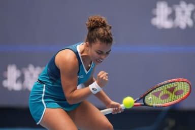 Qinwen Zheng vs Jasmine Paolini Prediction, Picks, Odds, H2H, Stats - 10/11/24