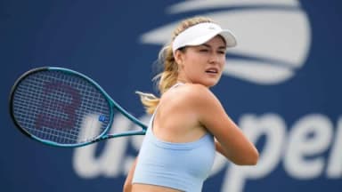 Anna Kalinskaya vs Karolina Muchova Prediction, Picks, Odds, H2H, Stats - 10/18/24
